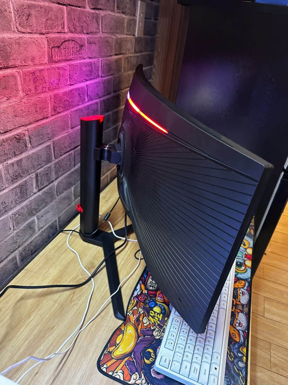 Màn hình Yunsi Y340QB 34 inch (170Hz, 3440x1440, 1ms, DP+HDMI, có thể nâng hạ)